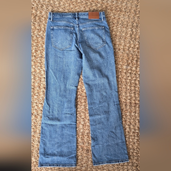 NWOT Lucky boyfriend Mid Rise Flare Distressed Women's Jeans Size 28 - Picture 5 of 5